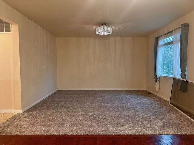 Foto del edificio - 3 bedroom, 2 bathroom single family house in Thornton