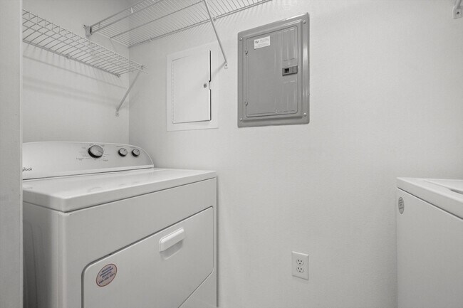Foto del edificio - 6475 Emerald Dunes Dr