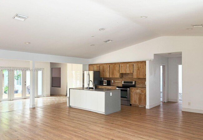 Foto del edificio - 3330 Liberty St