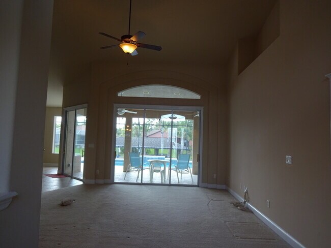 Foto del edificio - 7 Cherokee Ct W