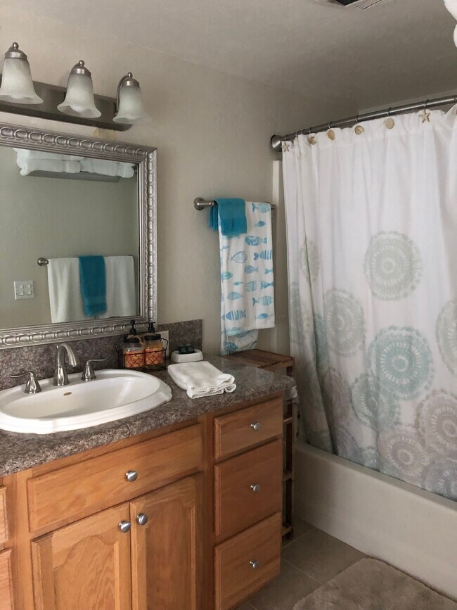 Bath - 30630 Old Coast Rd