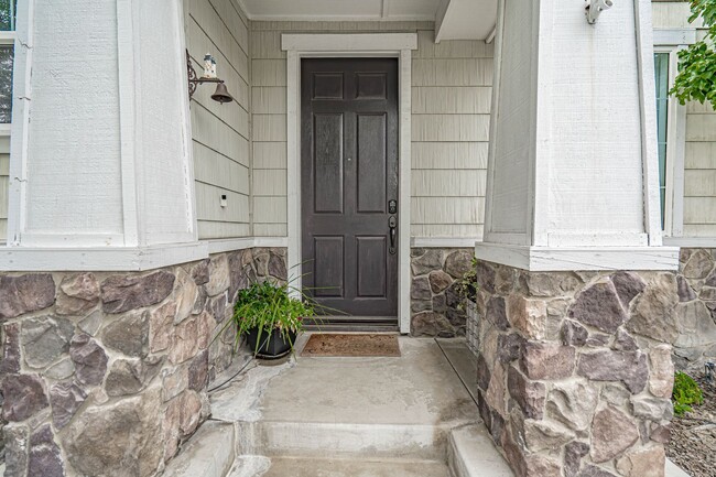 Building Photo - Bridgeport 4 Bedroom Home for Rent!