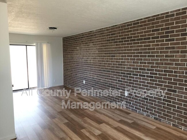 Building Photo - 8664 N Anna Way