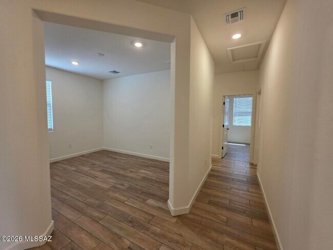 Foto del edificio - 6404 S Torden Wy