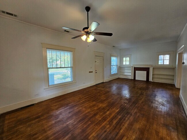 Building Photo - Located in the Heart  of Garland’s Histori...