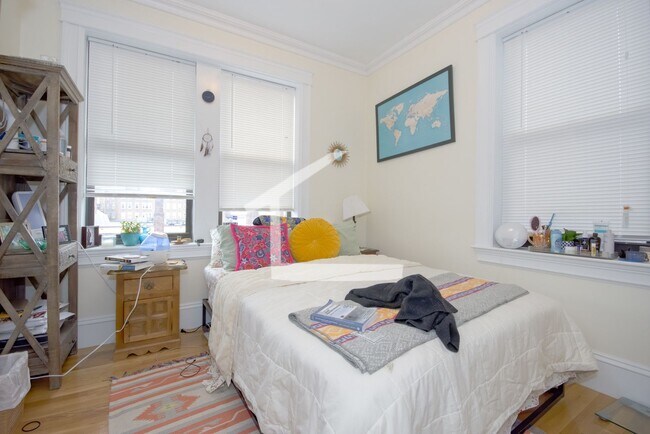 Foto del edificio - Top-notch and unique...