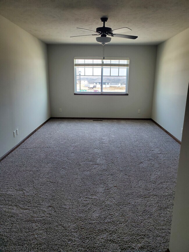 Master Bedroom - 853 W Desert Vis