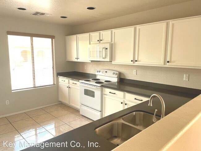 Foto del edificio - 3 br, 2.5 bath House - 6411 W. Ruth Ave.