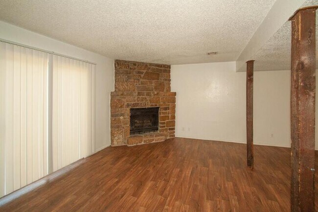 Foto del edificio - 14403 S 302nd E Ave