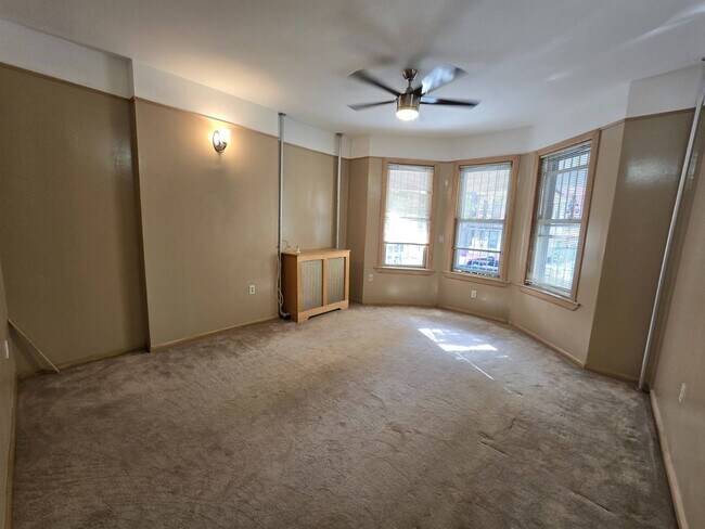 Building Photo - 3228 Hull Ave