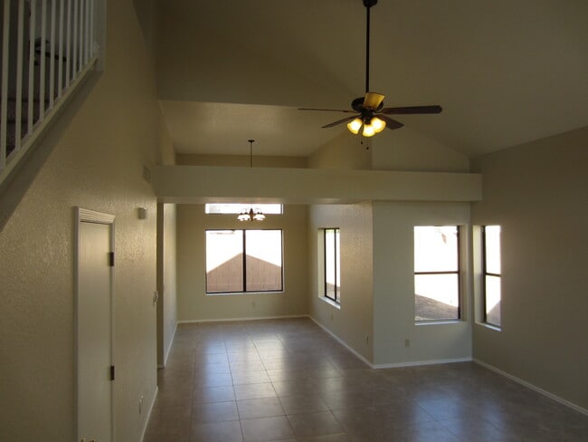 Building Photo - 3078 W Autumn Breeze Dr