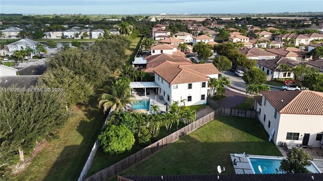 Building Photo - 3461 SE 1st St