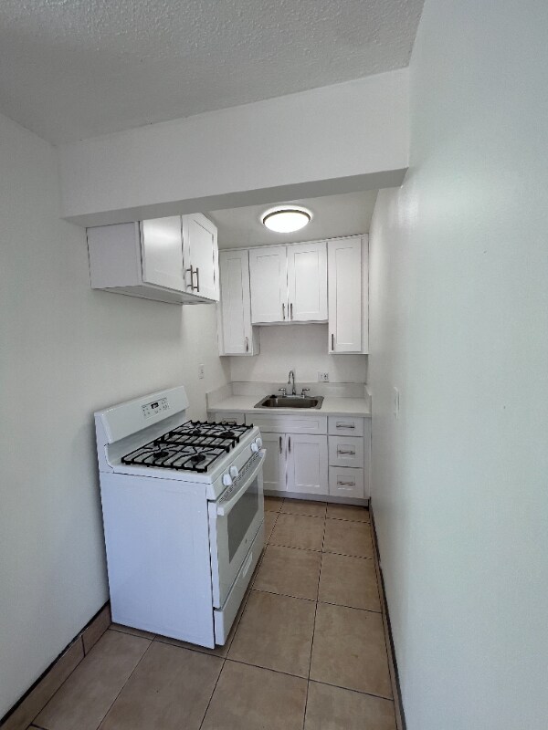 Foto del edificio - 1134 N East St
