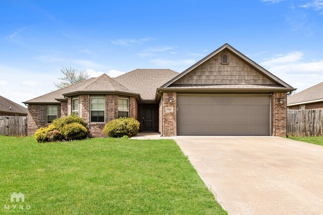 Building Photo - 431 Carlson St