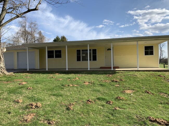 Building Photo - 7195 W Eller Rd