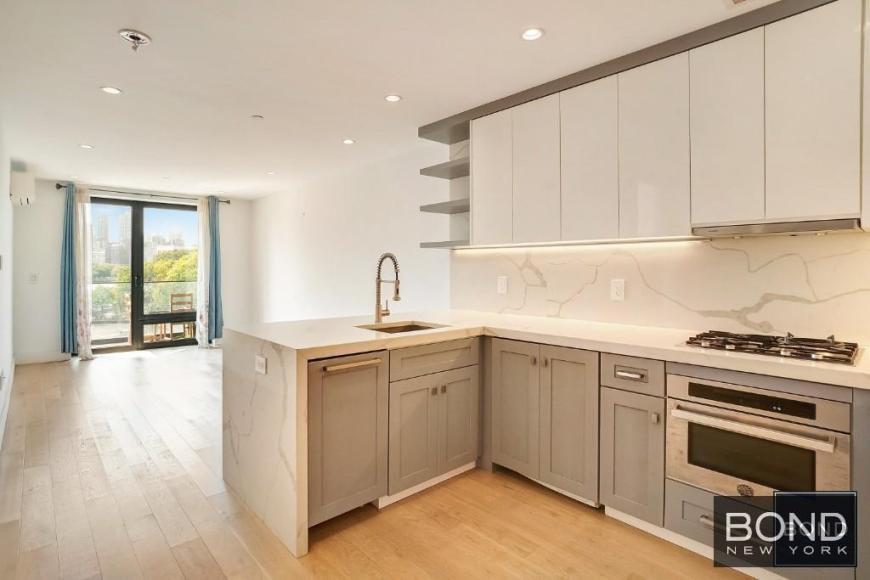 Foto principal - 1 bedroom in Long Island City NY 11102