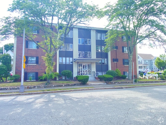 Building Photo - 50 Tuttle St