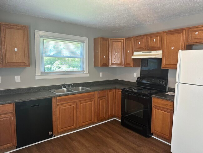 Foto del edificio - 148 Fairlawn Ave
