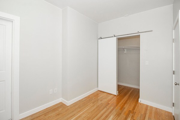 Building Photo - 1125 Broadway