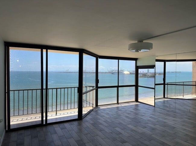 Building Photo - 1750 E Ocean Blvd