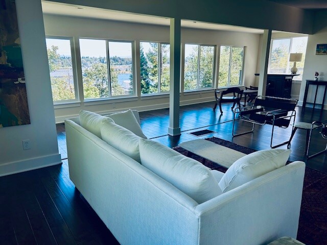 Foto del edificio - 9750 NW Rosaria Ave