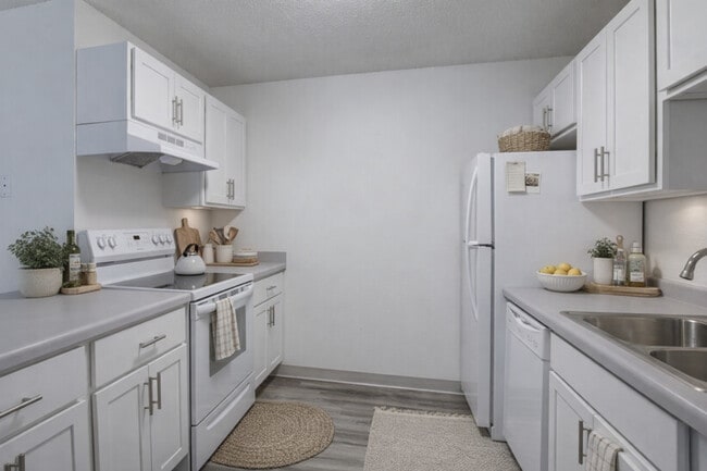 2 BR 1 Bath - Riverside Apartments