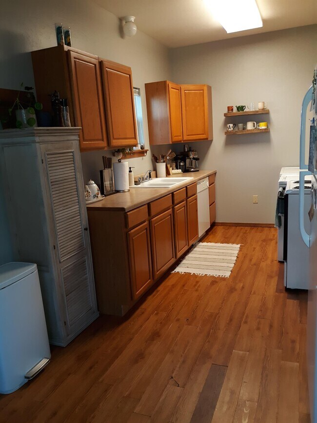 Foto del edificio - 524 S Gray St