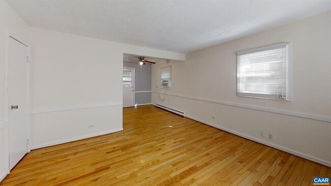 Building Photo - 1107 River Ct