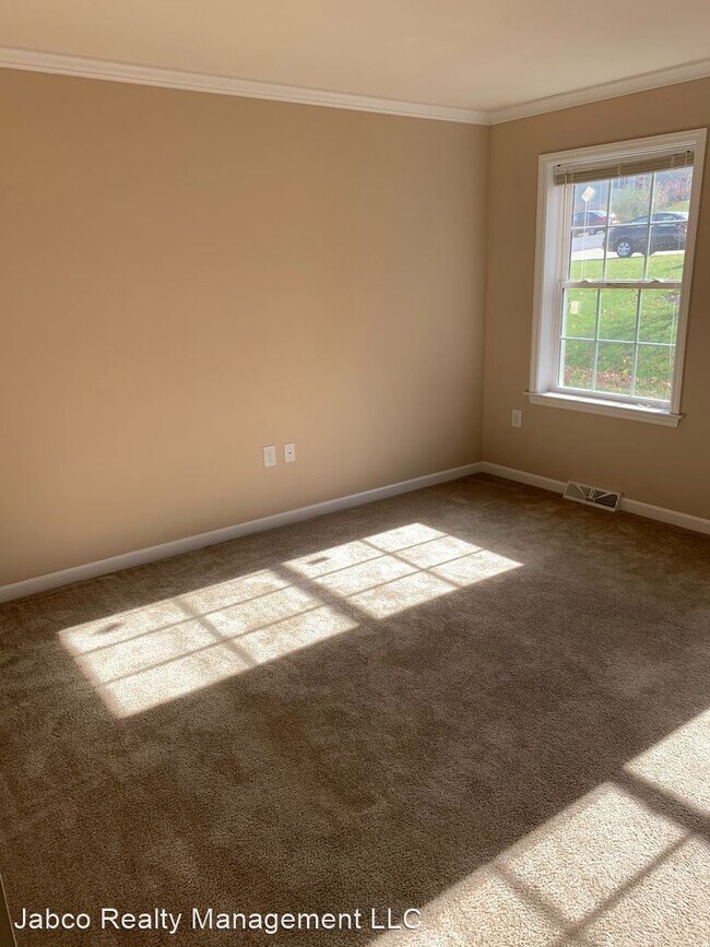 Building Photo - 3 br, 2 bath House - 299 Timberwood Trail