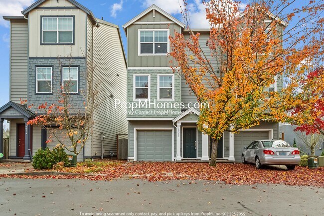 Building Photo - 2-Bedroom Townhome in the Progress Ridge Area – Sleek Finishes, Private Balcony, and Garage!
