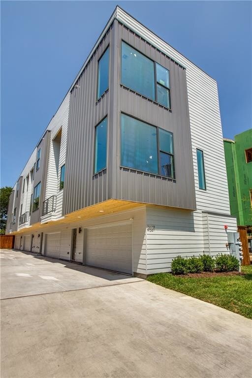 Building Photo - 2627 Kimsey Dr