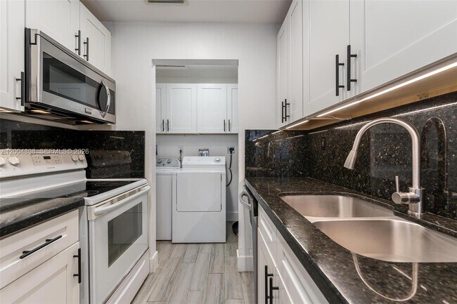 Foto del edificio - 130 NW 57th St