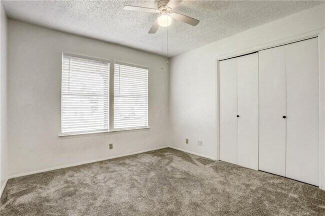 Building Photo - 2202 Wagon Gap Drive, Round Rock, TX 78681...