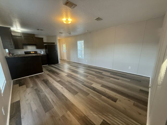 Foto del edificio - 12130 US Hwy 41 S