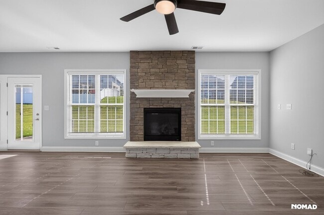 Building Photo - 105 Irondale Ct