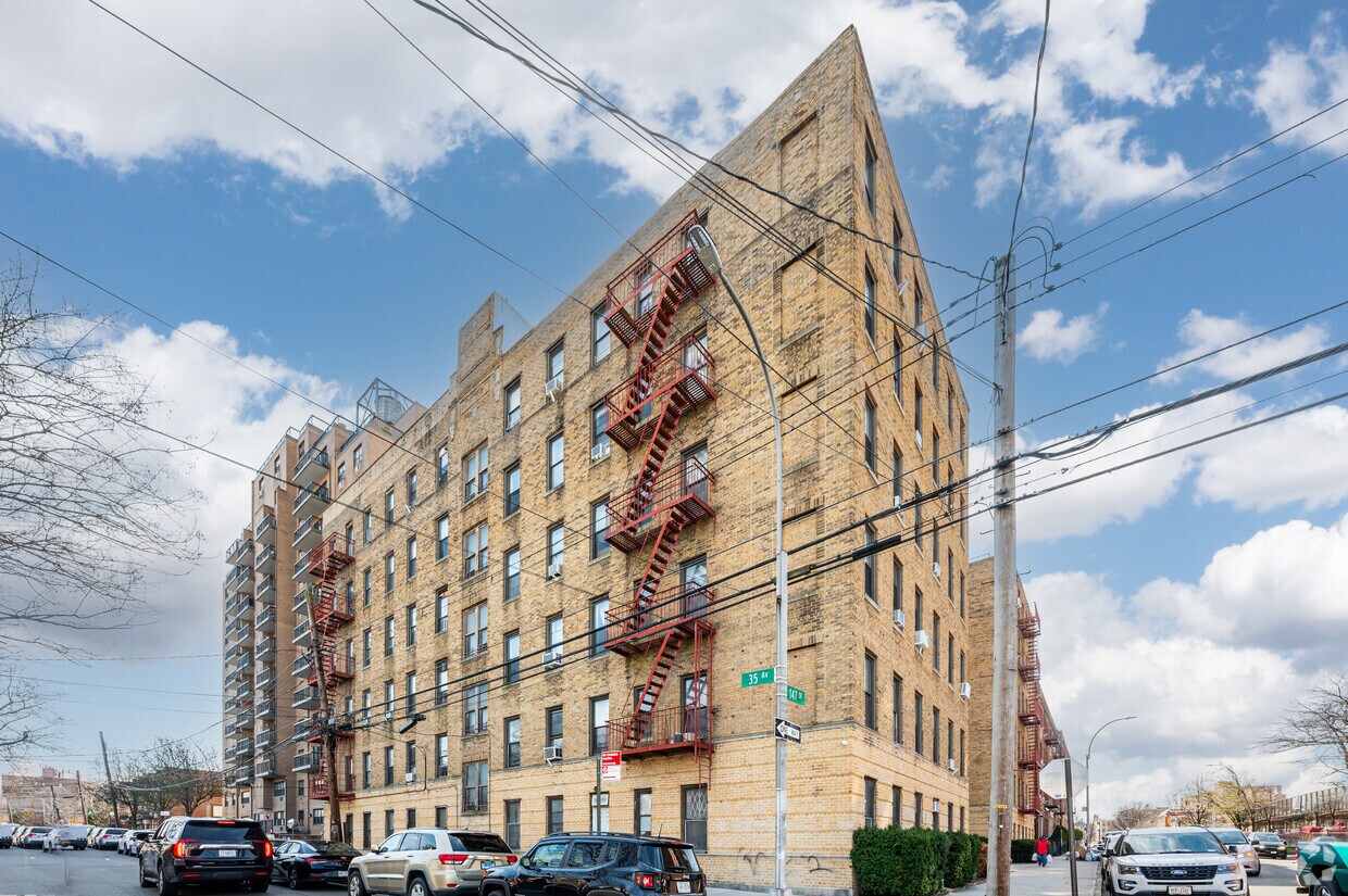 Building Photo - 35-07 147th St