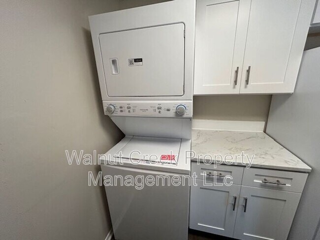 Foto del edificio - 5520 Beavercrest Dr