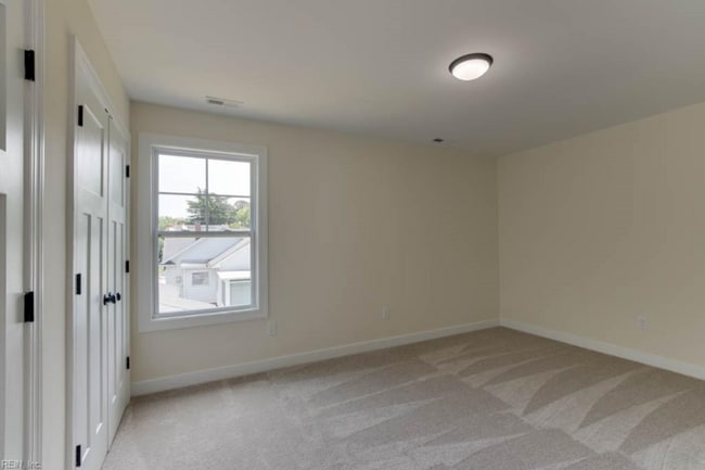 Building Photo - 1326 24th St