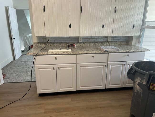 Building Photo - 86 Cottage St