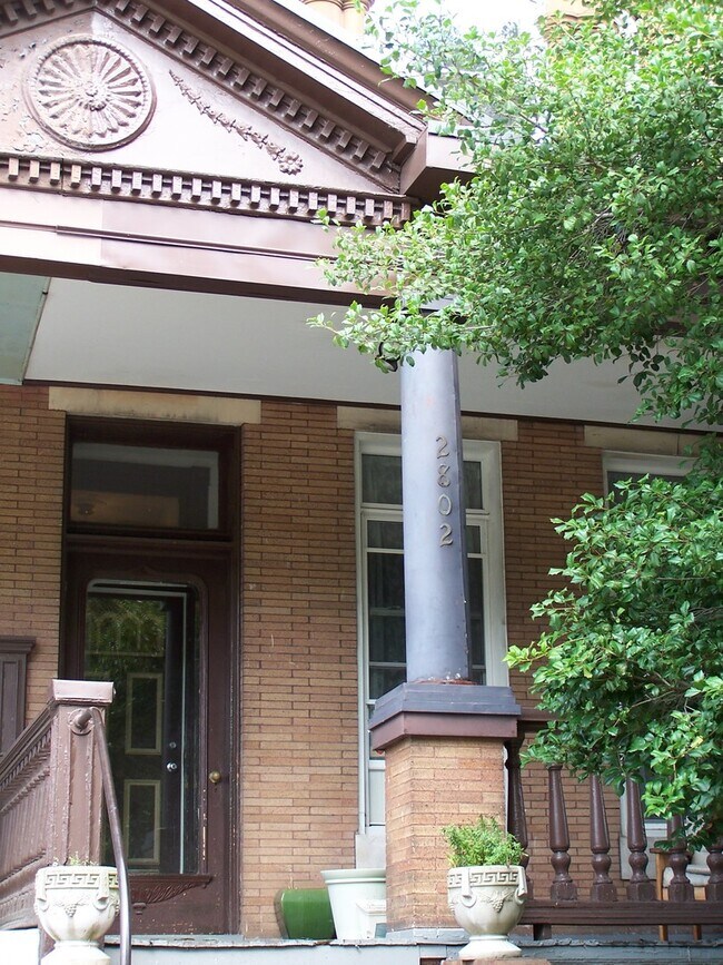 Foto del edificio - 2802 N Calvert St