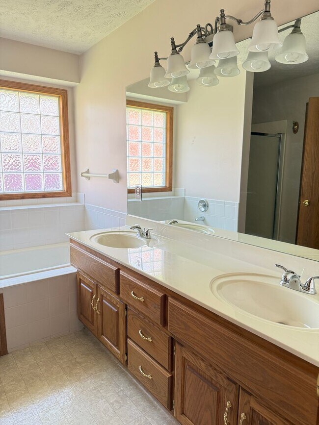 Foto del edificio - 2110 John St