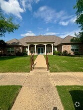 Building Photo - 2902 Troon Rd