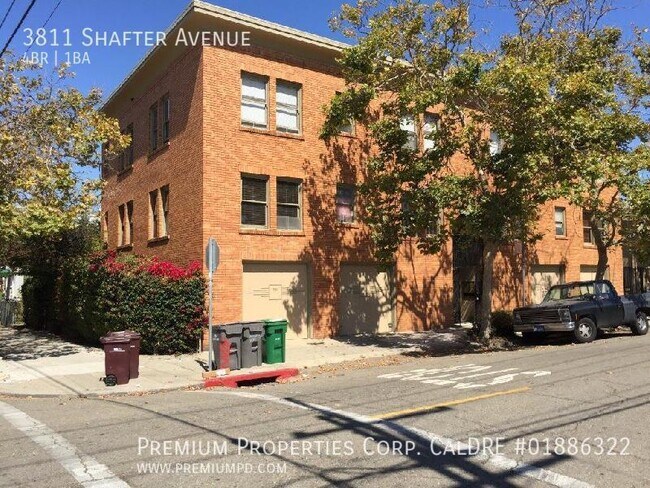 Foto del edificio - 3811 Shafter Ave