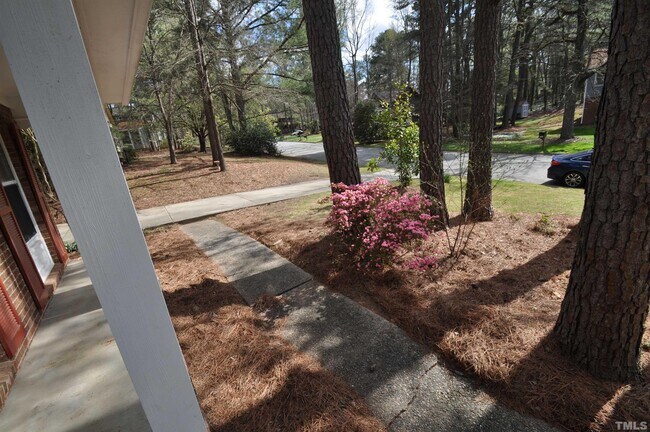 Building Photo - 5201 Shagbark Dr