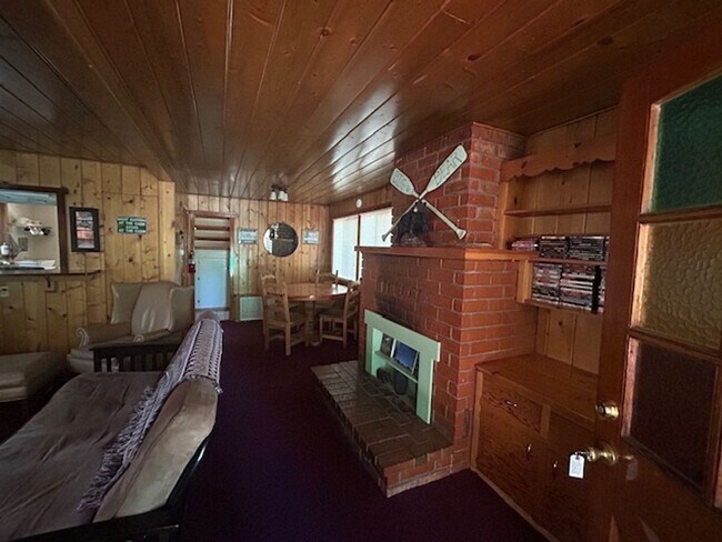 Foto del edificio - 42607 Willow Ave