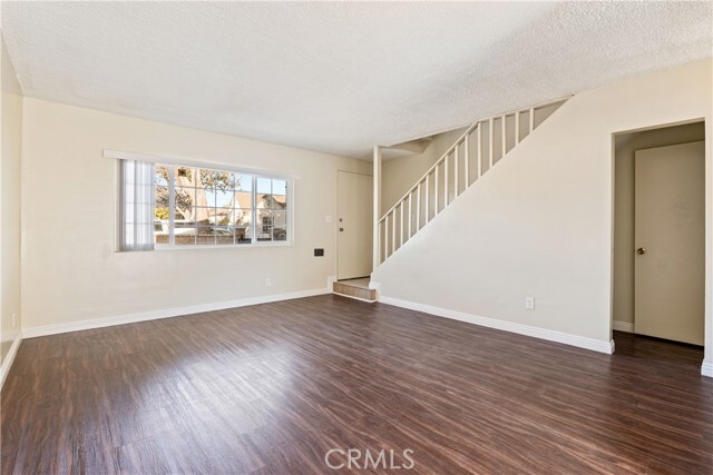 Building Photo - 428 E Mountain View St