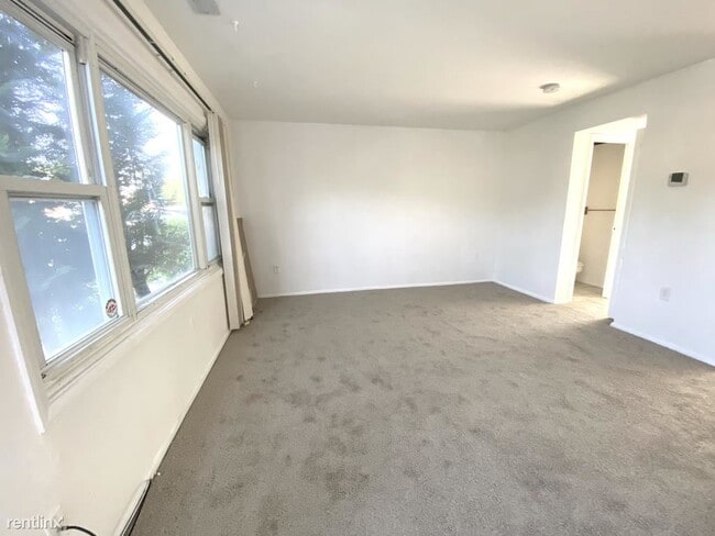 Building Photo - 2 br, 1.5 bath Townhome - 2601 Camberwell Ct
