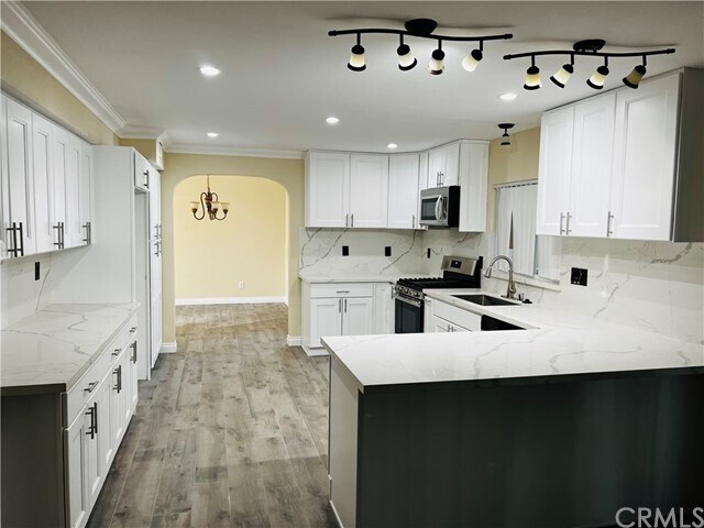 Building Photo - 12771 Ponderosa Ranch Rd