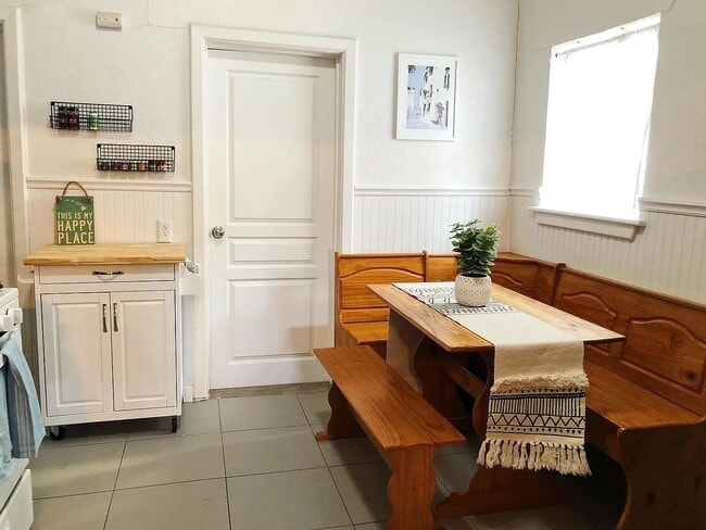 Foto del edificio - 234 Princeton Ave