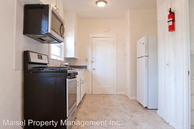 Foto del edificio - 5742-5748 Kingsley Cir